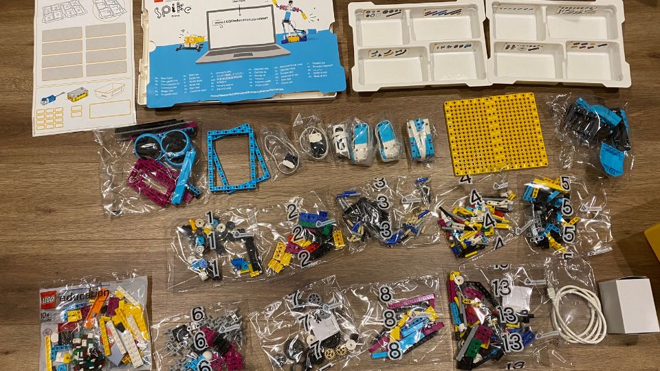 Z会プログラミング講座LEGO標準編で使うロボットキット